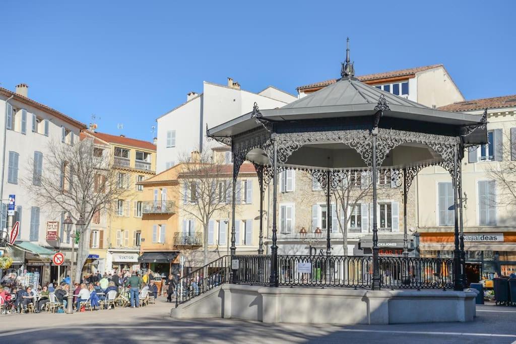 Old Town Antibes Superb New Flat, For 3, Ac, Wi-Fi Apartment Exterior photo