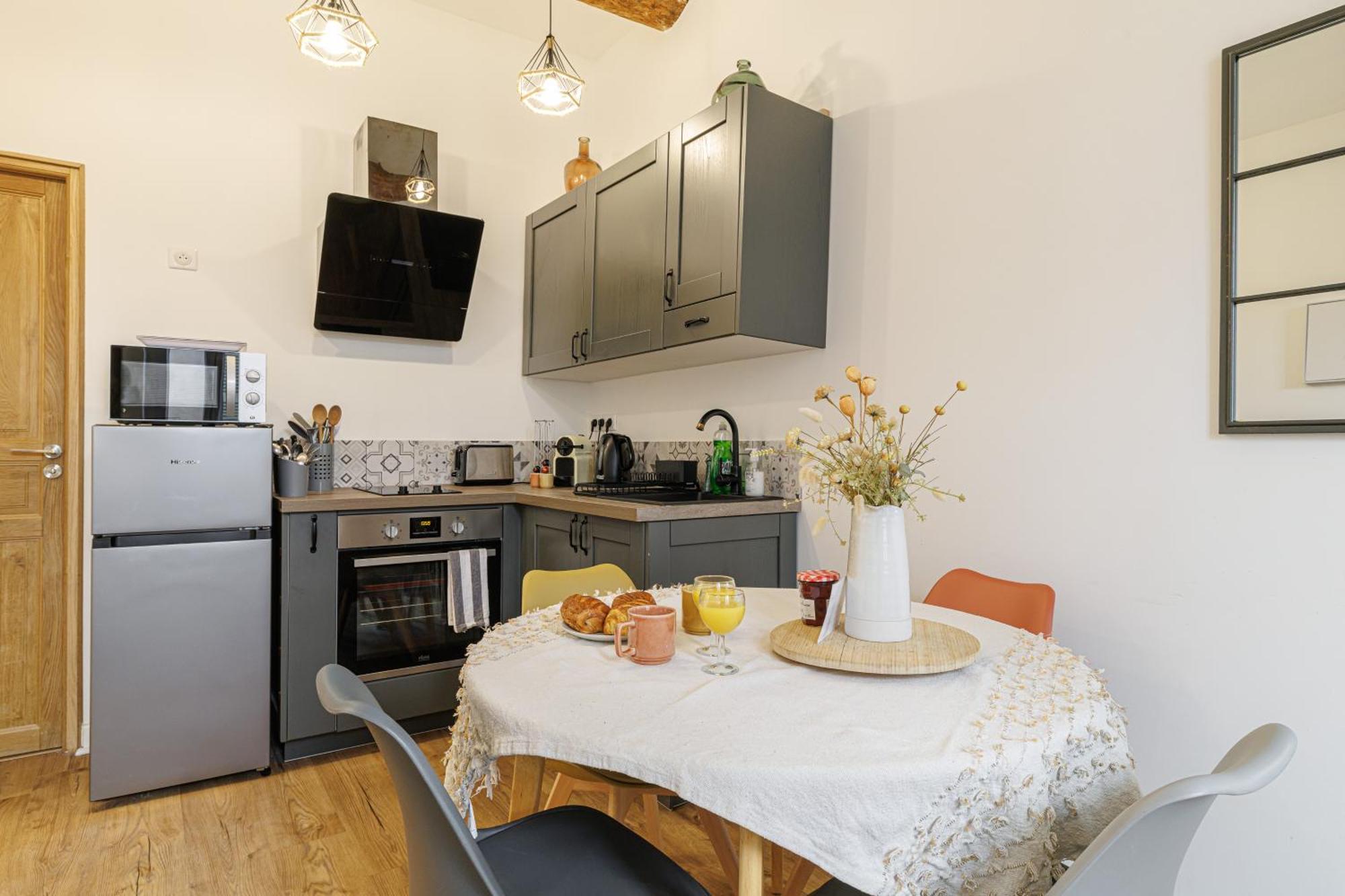 Old Town Antibes Superb New Flat, For 3, Ac, Wi-Fi Apartment Exterior photo