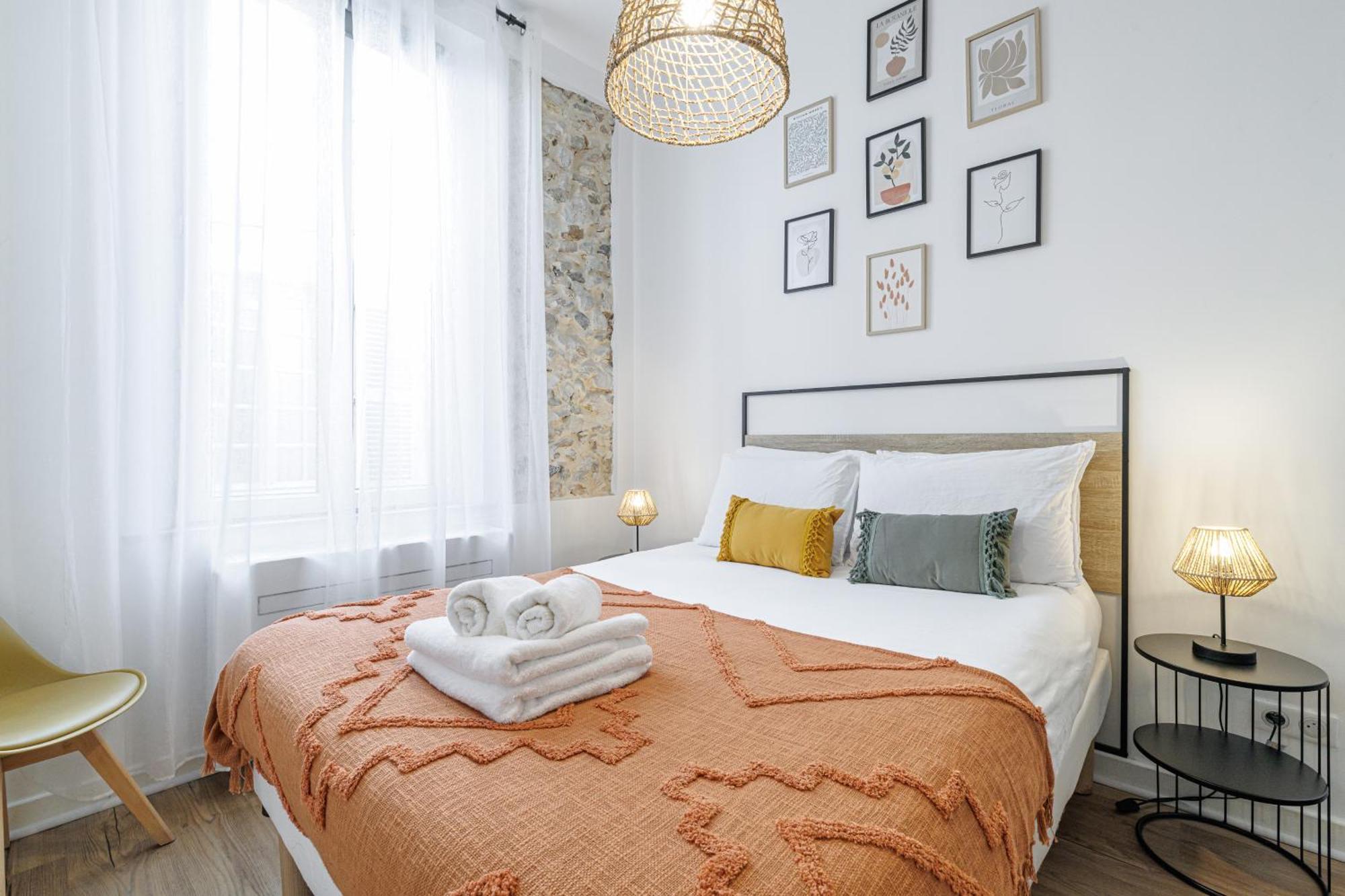 Old Town Antibes Superb New Flat, For 3, Ac, Wi-Fi Apartment Exterior photo