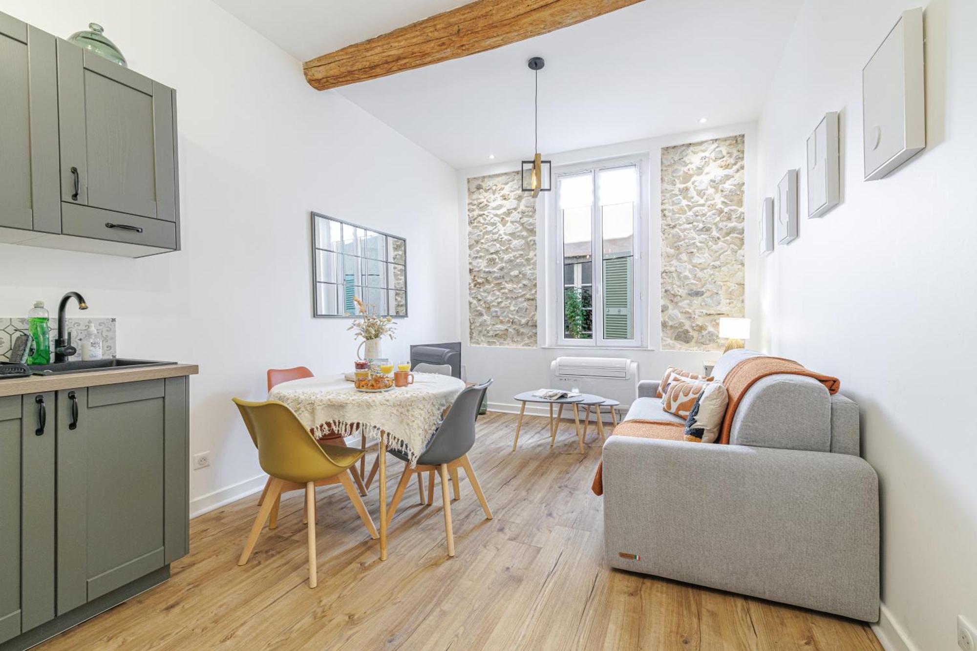 Old Town Antibes Superb New Flat, For 3, Ac, Wi-Fi Apartment Exterior photo