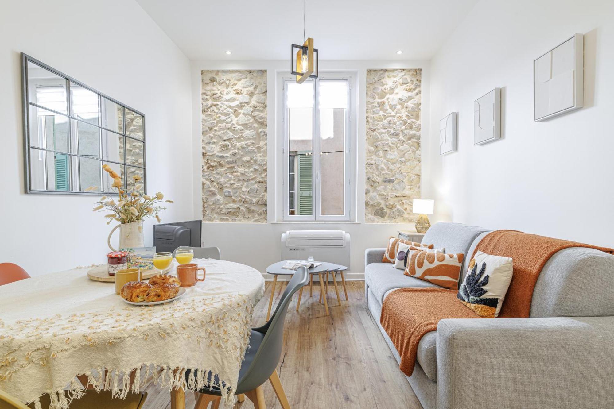 Old Town Antibes Superb New Flat, For 3, Ac, Wi-Fi Apartment Exterior photo