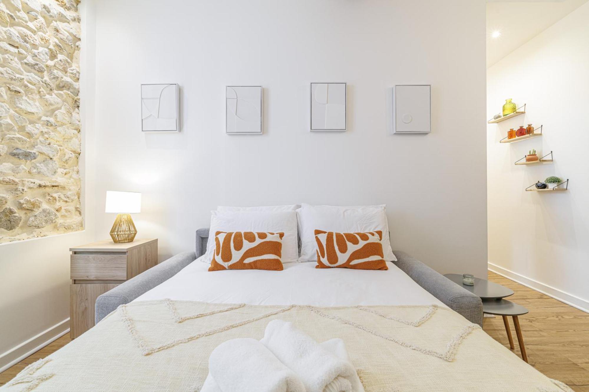 Old Town Antibes Superb New Flat, For 3, Ac, Wi-Fi Apartment Exterior photo